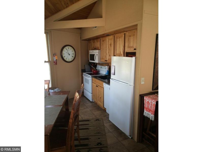 9525 W Skyline Pw #3, Duluth, MN 55810