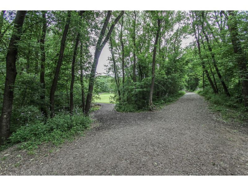 4195 Bellaire Ave, White Bear Lake, MN 55110