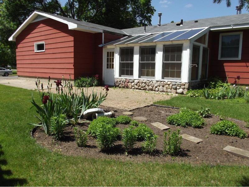 124 5th Ave SE, Saint Joseph, MN 56374