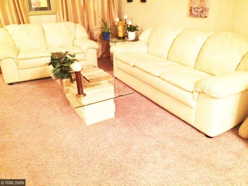 10109 Georgia Ave N, Brooklyn Park, MN 55445