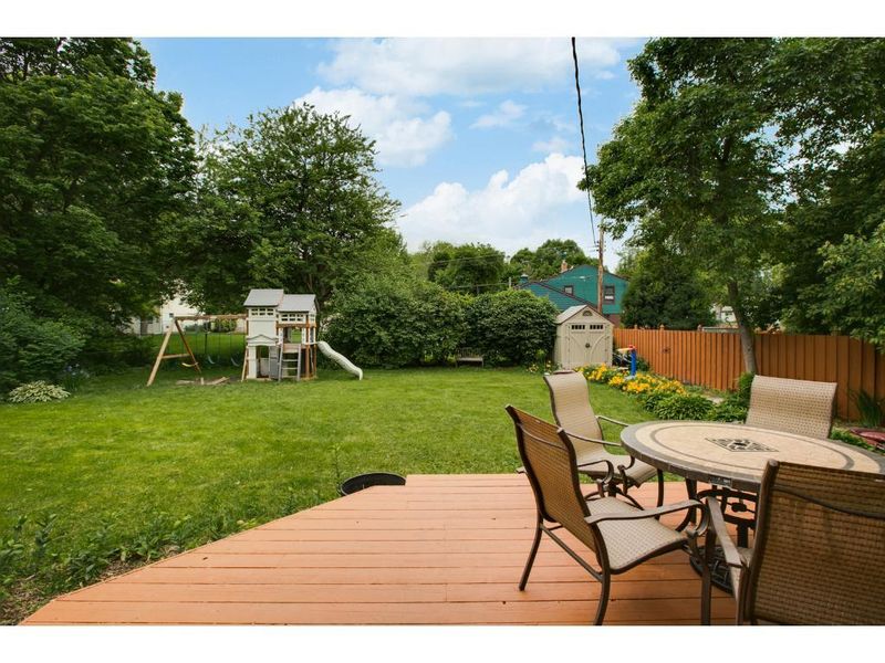 22 15th Ave SW, New Brighton, MN 55112