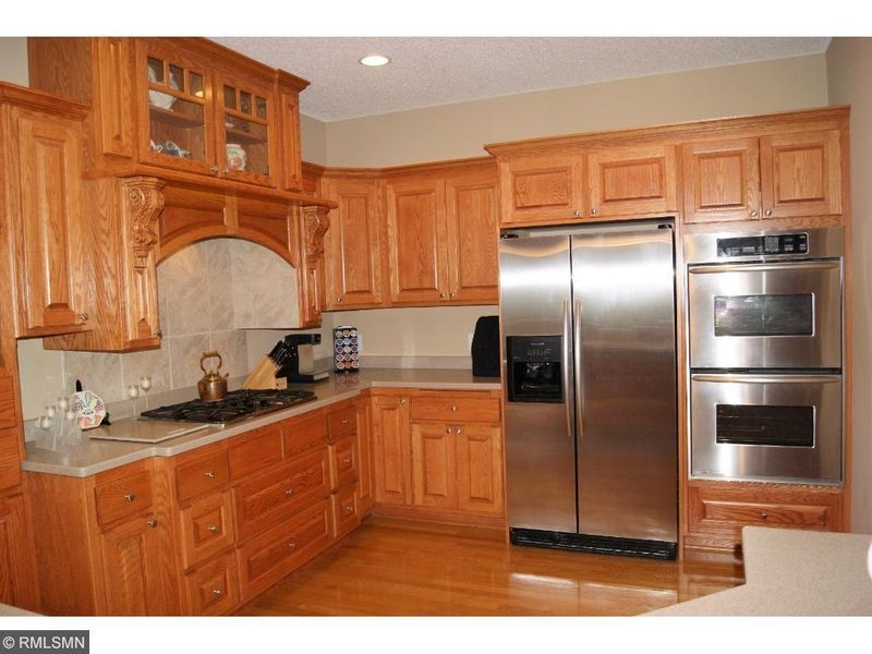 9511 Gander Ln, Minnetrista, MN 55375