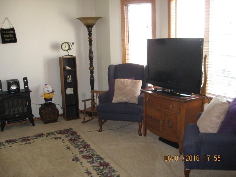 745 Lee St NE, Owatonna, MN 55060