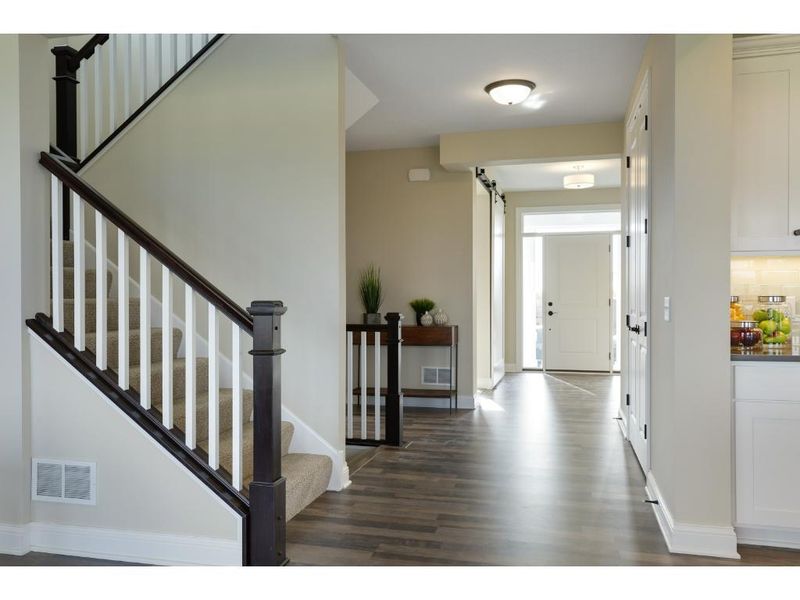 4075 N Lady Slipper Rd, Lake Elmo, MN 55042