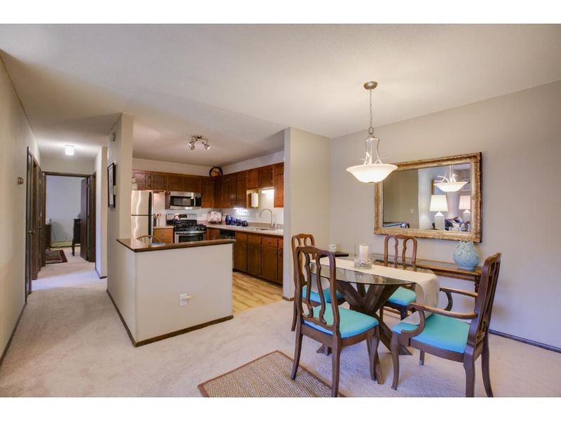 3917 Foss Rd #205, Saint Anthony, MN 55421