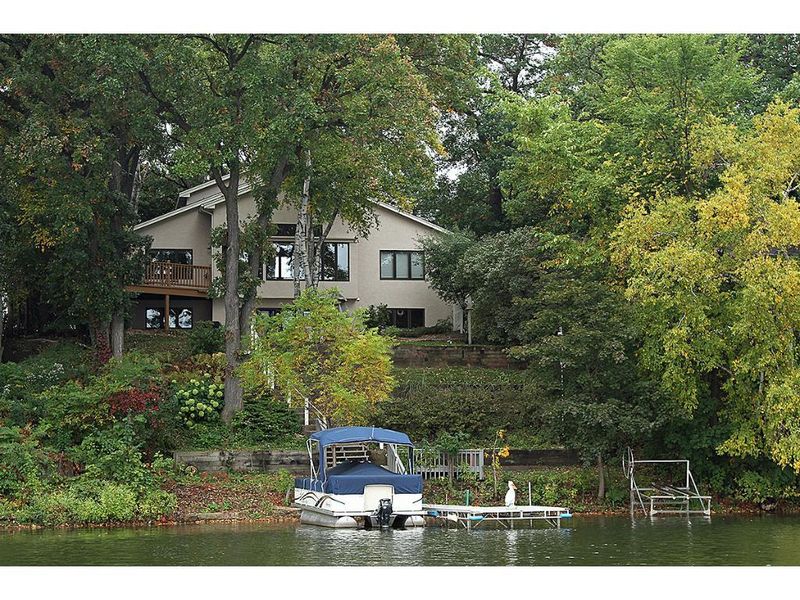 3098 Hamline Ave N, Roseville, MN 55113