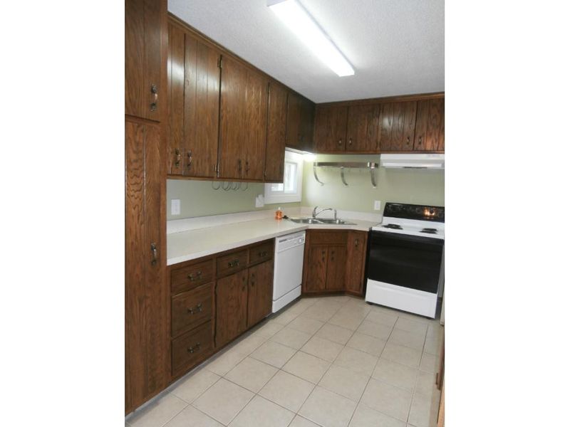 8322 Brunswick Ave N, Brooklyn Park, MN 55443
