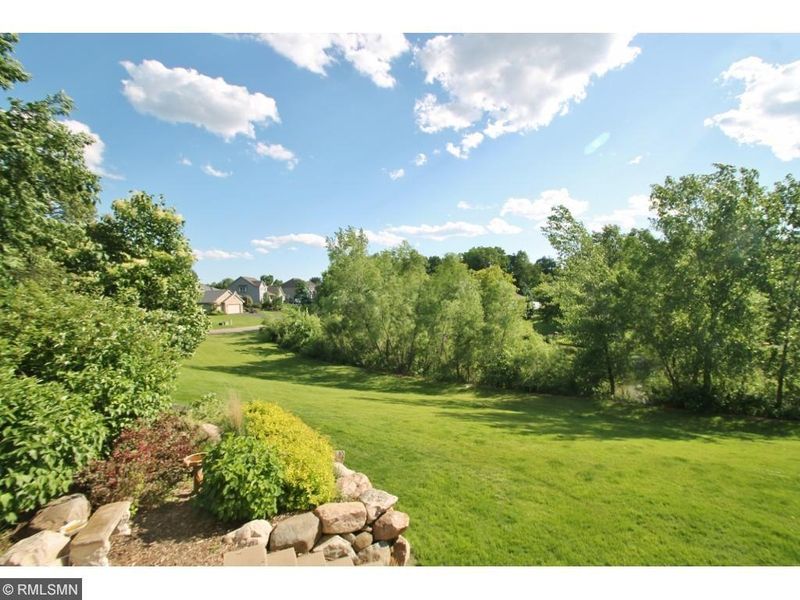 1080 Wildwood Way, Chaska, MN 55318