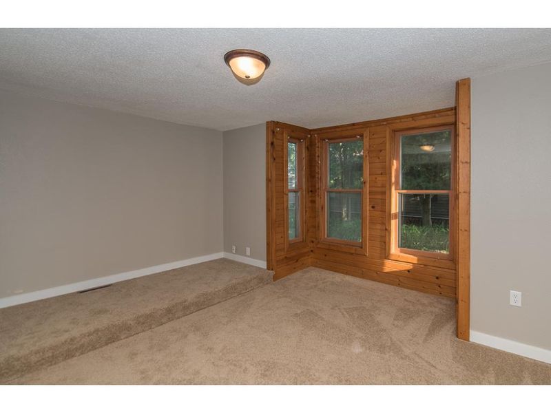 618 N 9th St, Brainerd, MN 56401