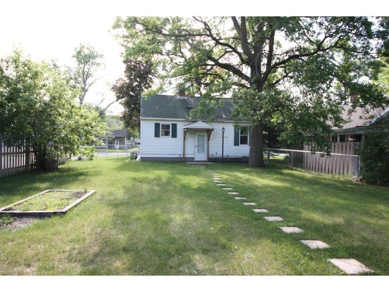 820 Mill Ave, Brainerd, MN 56401