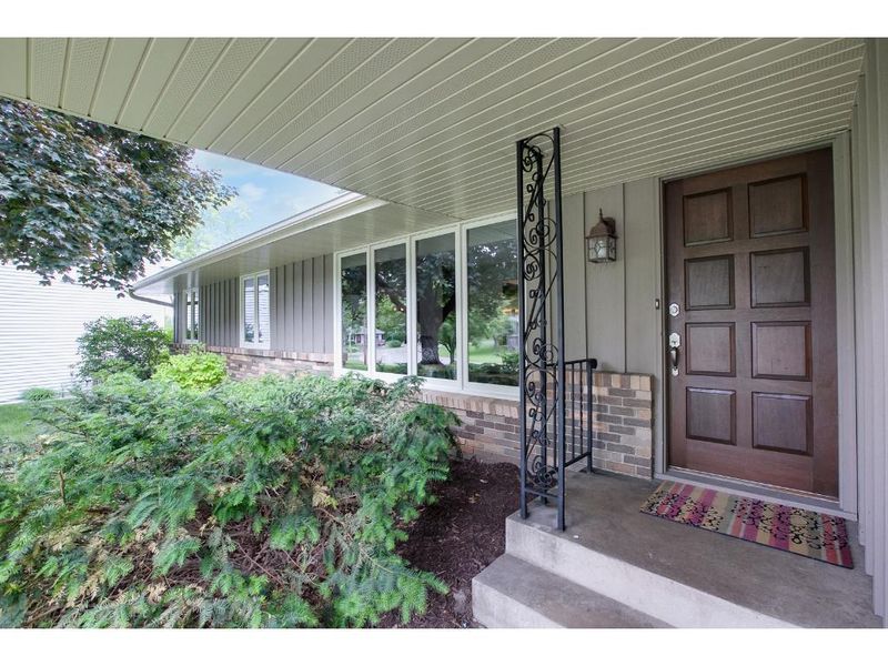 1679 Tioga Blvd, New Brighton, MN 55112