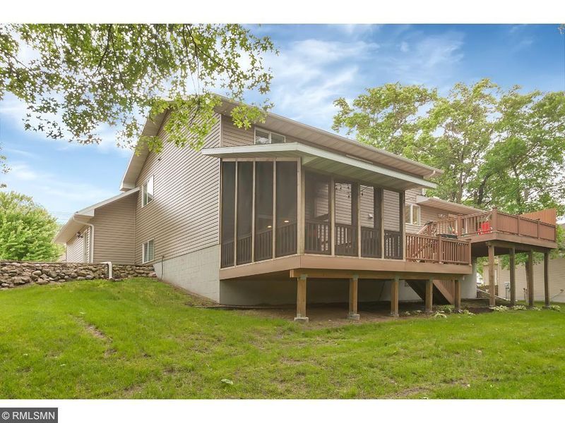 217 Scott Dr, Sartell, MN 56377