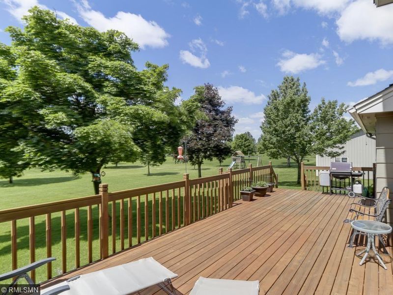 14241 Hemlock Ln N, Dayton, MN 55327