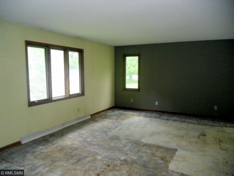 30755 Church St, Lindstrom, MN 55045