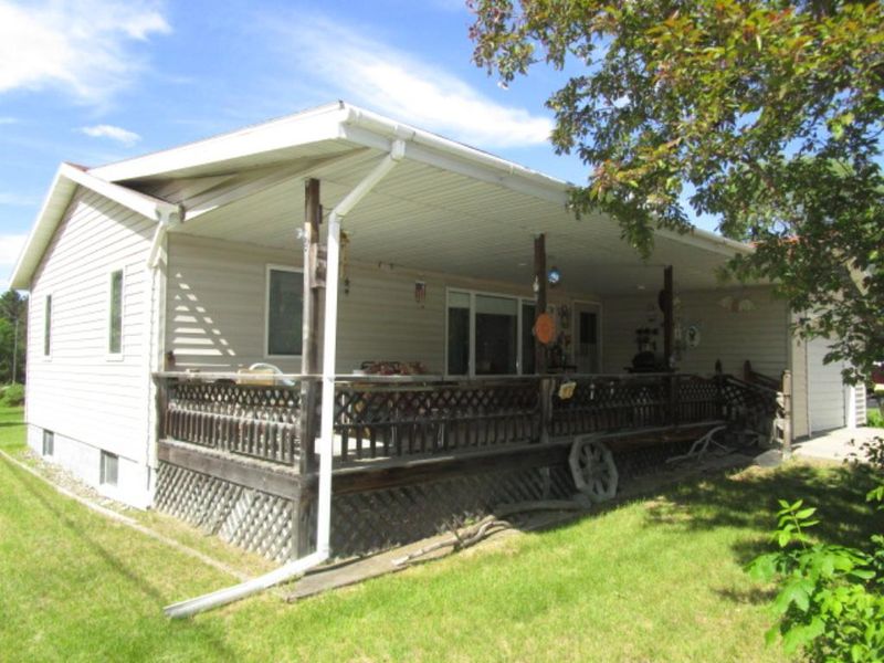 29 2nd St NW, Menahga, MN 56464