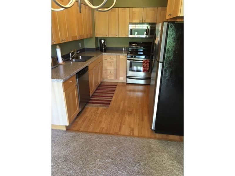 9793 Cavell Cir, Bloomington, MN 55438