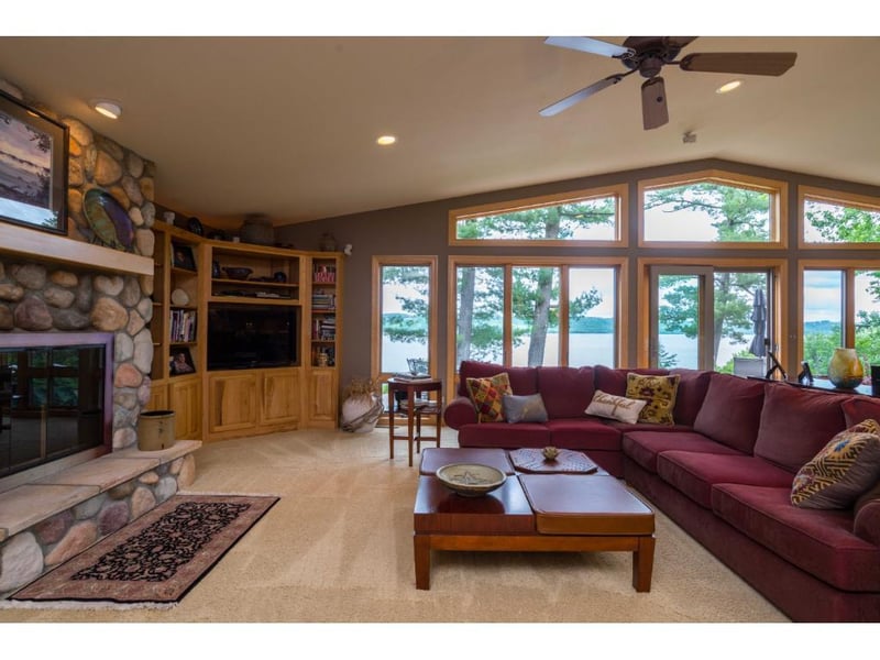 31587 Lakeview Ave, Red Wing, MN 55066