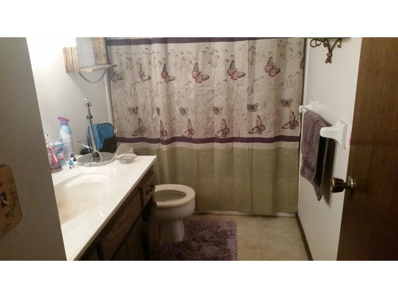 4512 Bramblewood Ave, Vadnais Heights, MN 55127