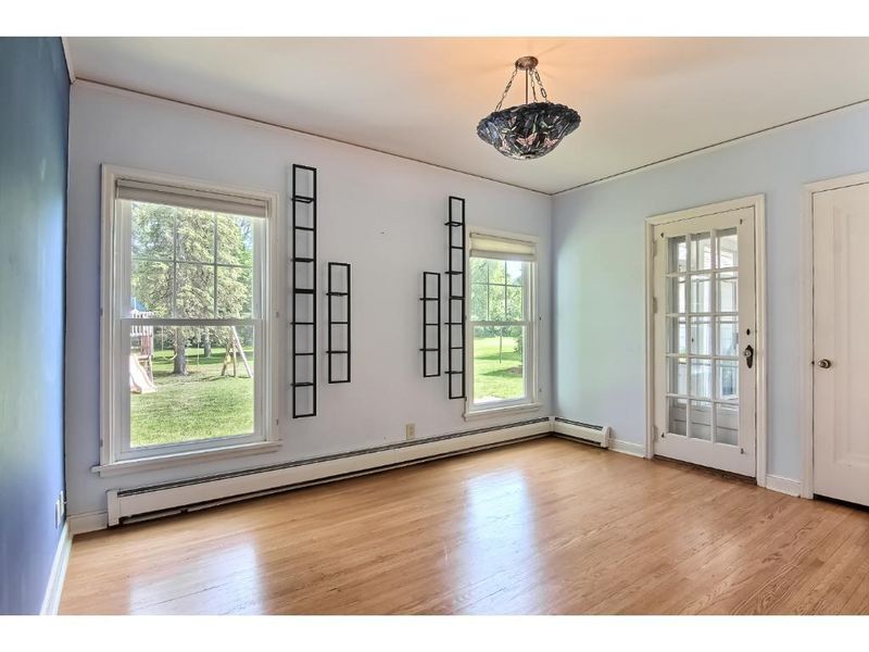 1501 E Old Shakopee Rd, Bloomington, MN 55425