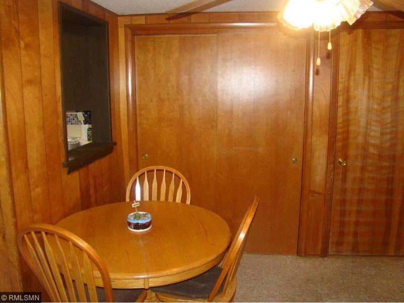 403 S Main St, Upsala, MN 56384
