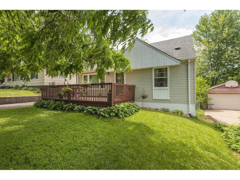 4306 7th St NE, Columbia Heights, MN 55421