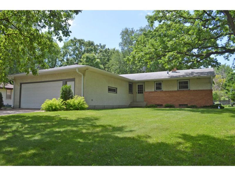 7364 Able St NE, Fridley, MN 55432