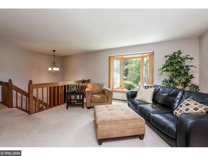 7833 Upper 145th Ct W, Apple Valley, MN 55124