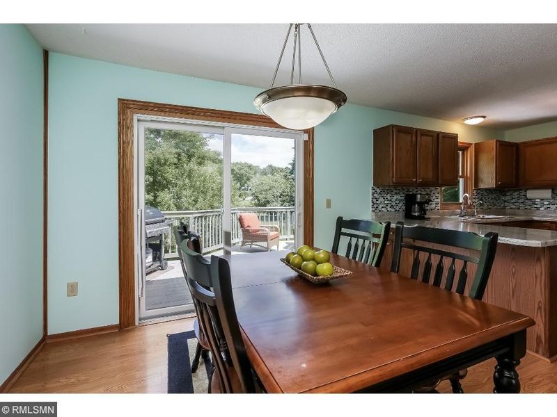 7833 Upper 145th Ct W, Apple Valley, MN 55124