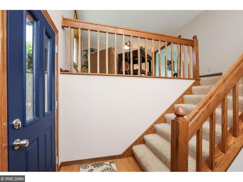 7833 Upper 145th Ct W, Apple Valley, MN 55124