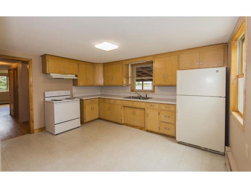 6995 Oakwood Ave NE, Elk River, MN 55330