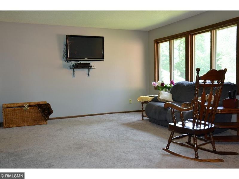 808 95th Ln NE, Blaine, MN 55434