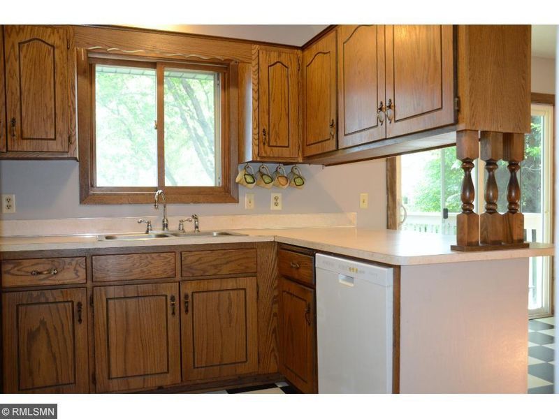 808 95th Ln NE, Blaine, MN 55434