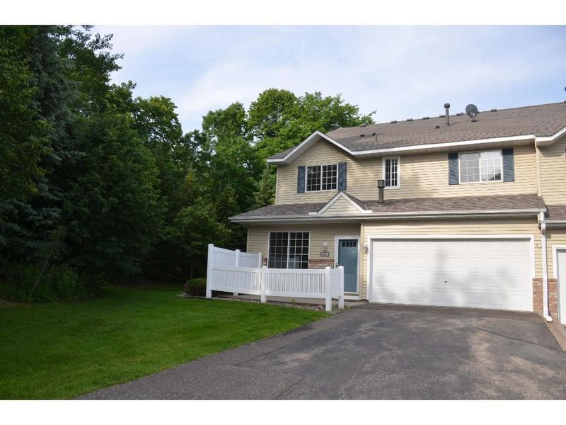 17215 49th Ave N #E, Plymouth, MN 55446