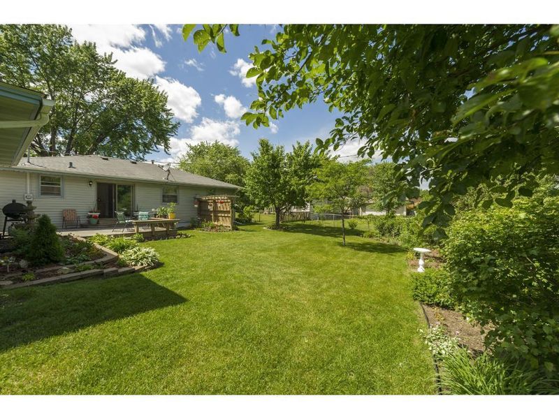 13921 Partridge St NW, Andover, MN 55304