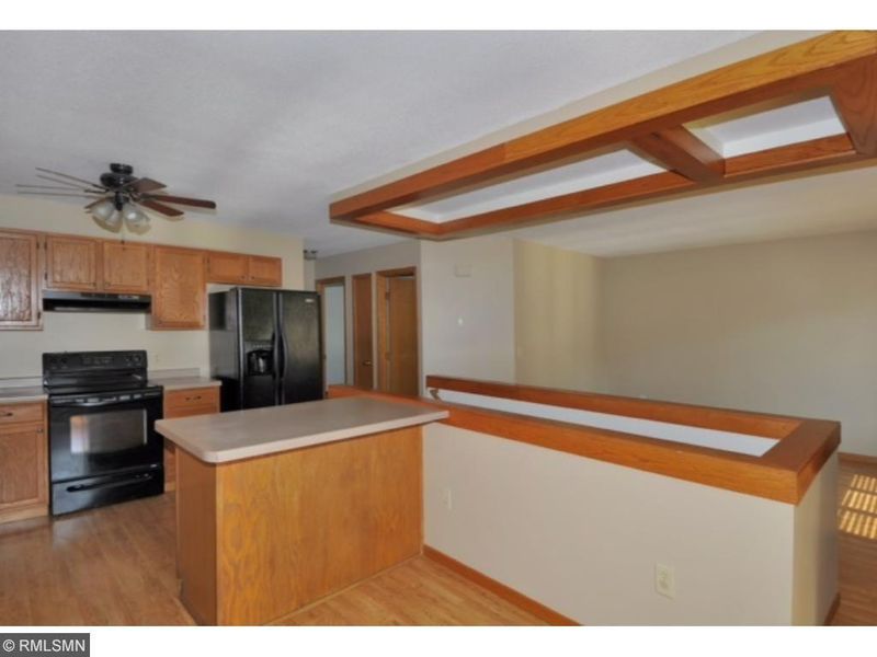 1418 Prairie Ave SW, Faribault, MN 55021