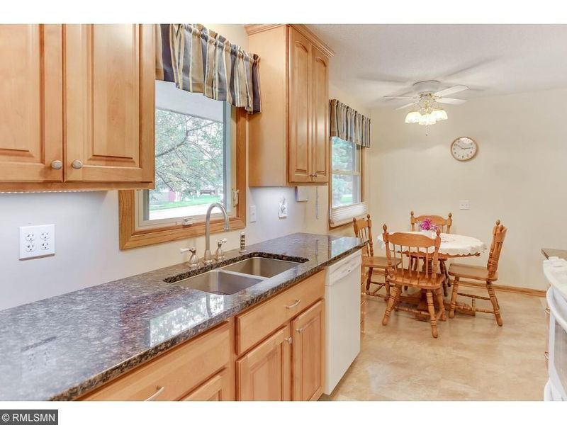 5900 Shepard Ln, Champlin, MN 55316