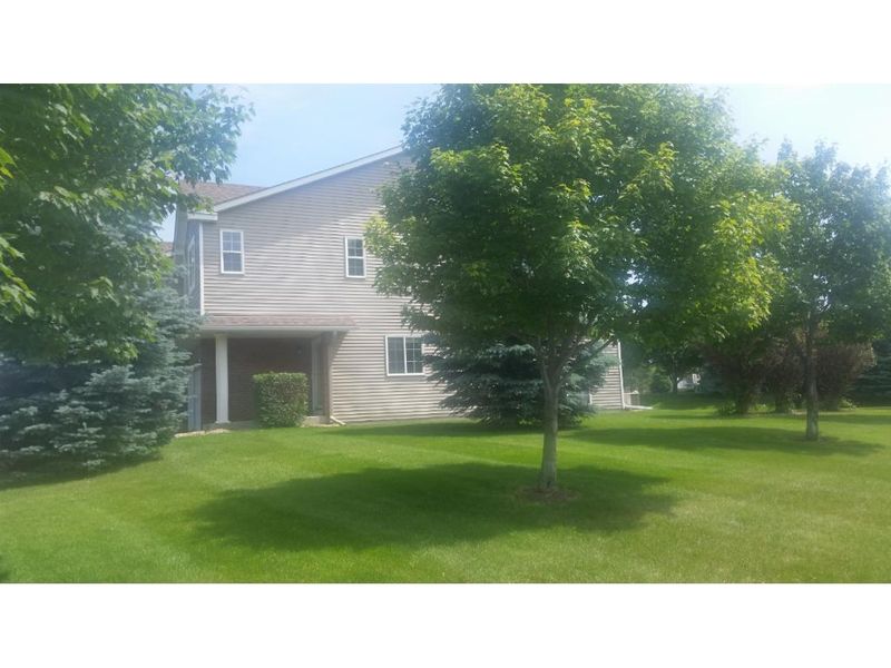 20168 Home Fire Way, Lakeville, MN 55044