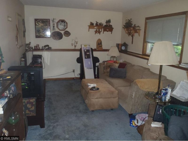 11218 Sumter Ave N, Champlin, MN 55316