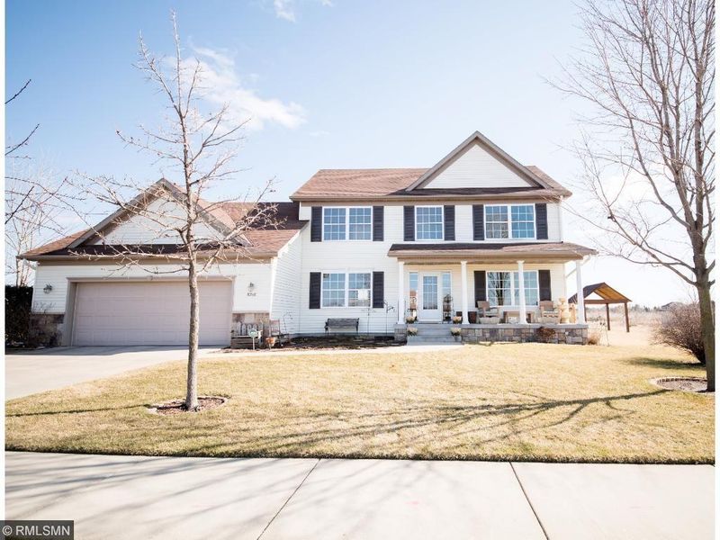 5716 Glenview Ln, Saint Cloud, MN 56303