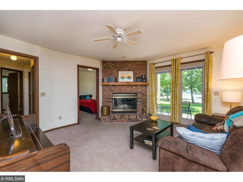6255 Magda Dr #A, Maple Grove, MN 55369