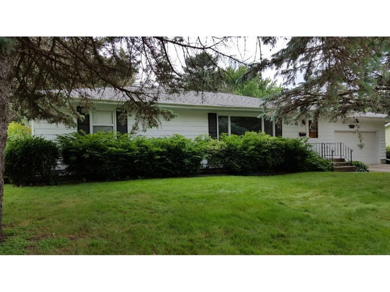 701 Tatepaha Blvd, Faribault, MN 55021
