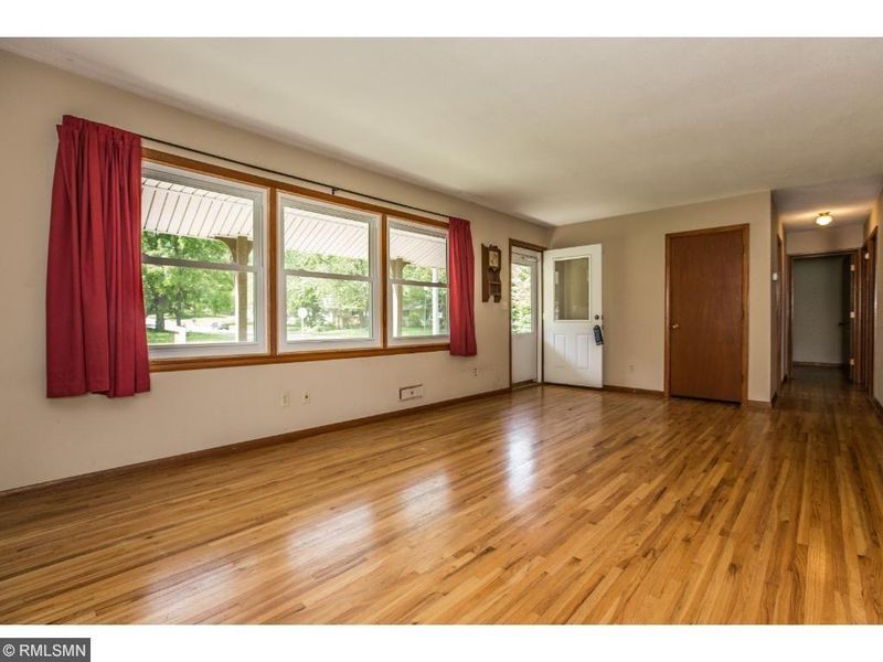 2076 Orchard Ln, Long Lake, MN 55356