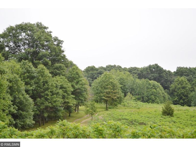 7060 1st St NE, Sauk Rapids, MN 56379