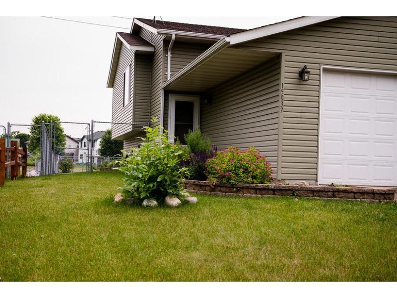 15037 Glenbrook Ave N, Hugo, MN 55038