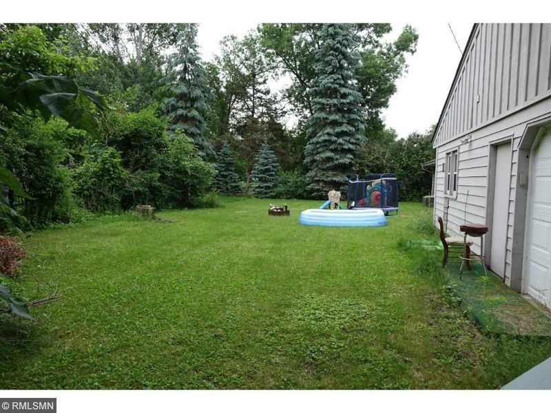 1015 Benton St, Anoka, MN 55303