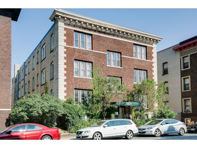1821 1st Ave S #206, Minneapolis, MN 55403