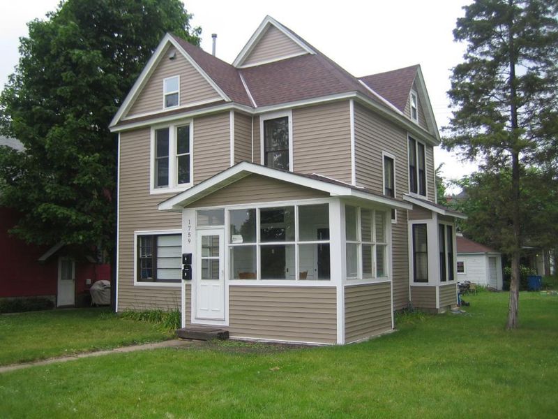 1759 Saint Anthony Ave, Saint Paul, MN 55104
