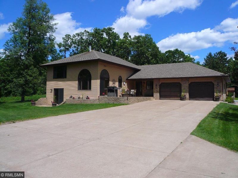 9710 County Road 5 NE, North Branch, MN 55056