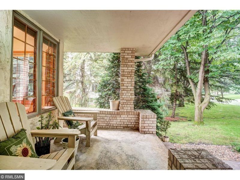1967 118th Ln NE, Blaine, MN 55449