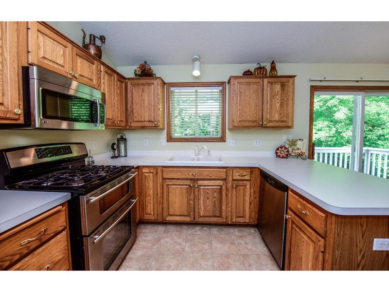 14622 Yosemite Ave S, Savage, MN 55378